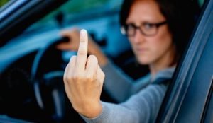 Comunicazione aggressiva, passiva o assertiva